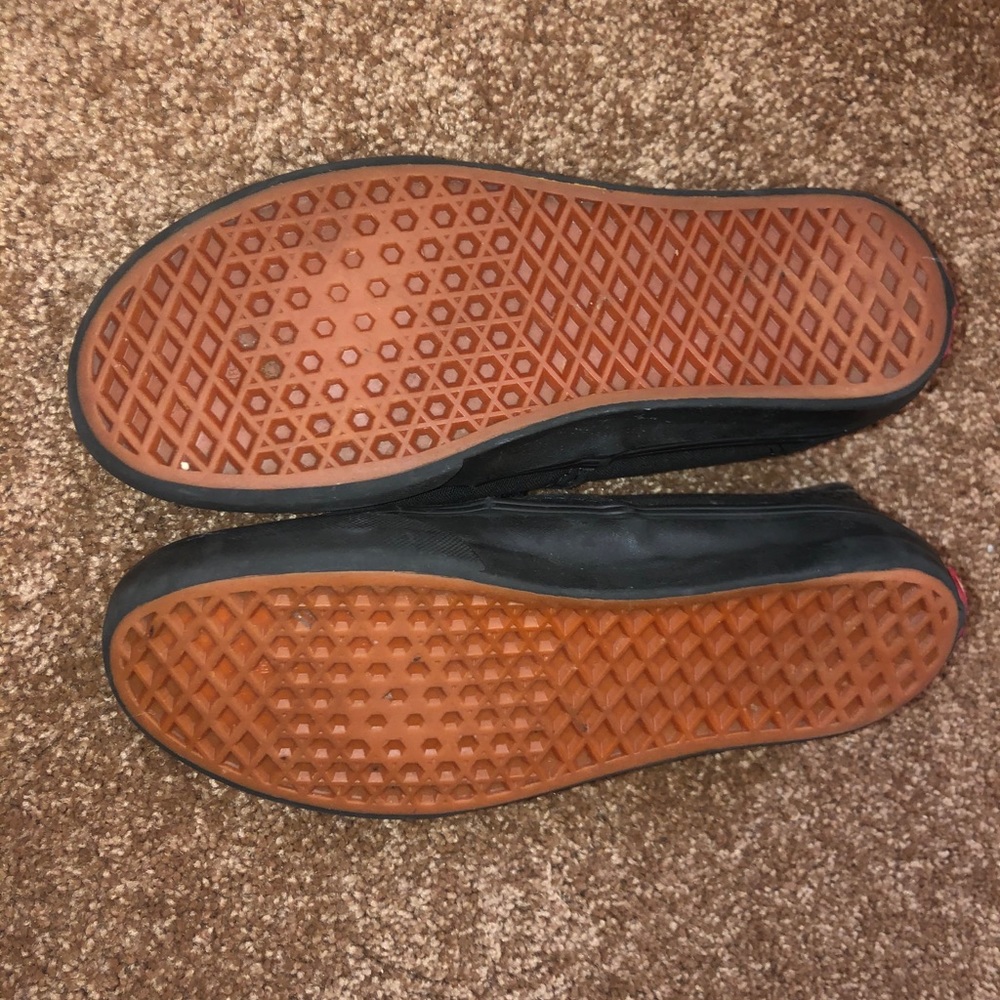 Vans - Picture 5 of 5